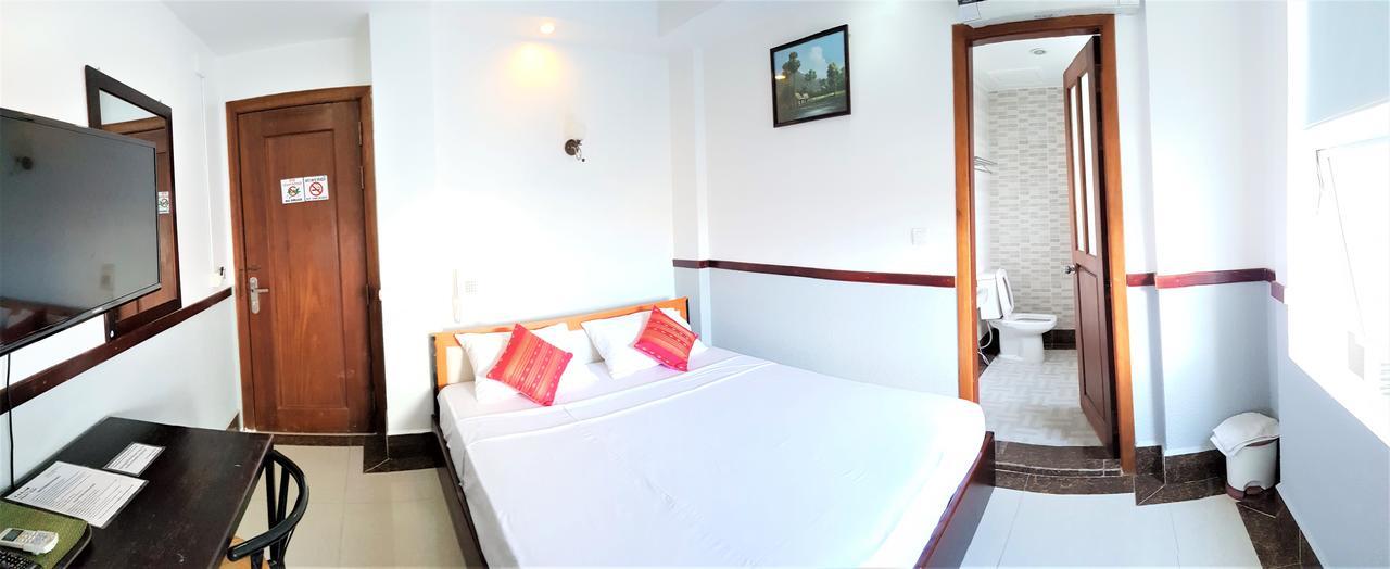 Lalune Hotel Phnom Penh Exterior photo