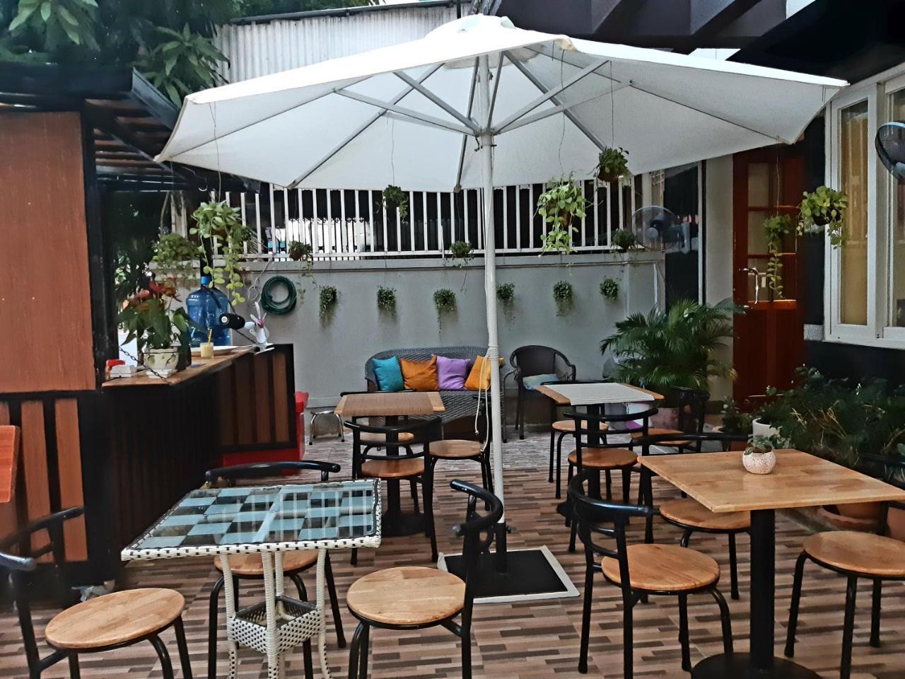 Lalune Hotel Phnom Penh Exterior photo